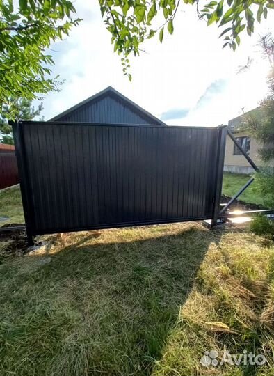 Гаражные секционные ворота