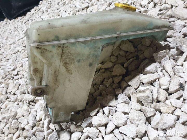 Бачок омывателя Мазда 6 Mazda GG