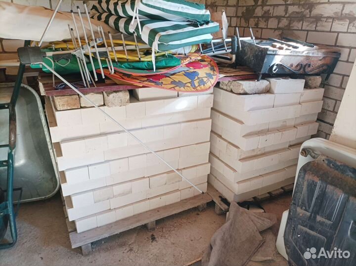 Кирпич белый силикатный новый