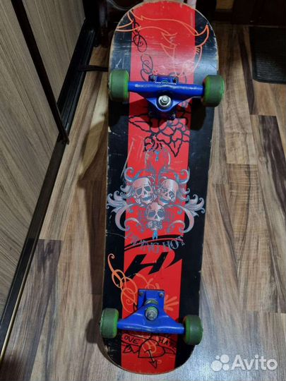 Скейтборд World Industries