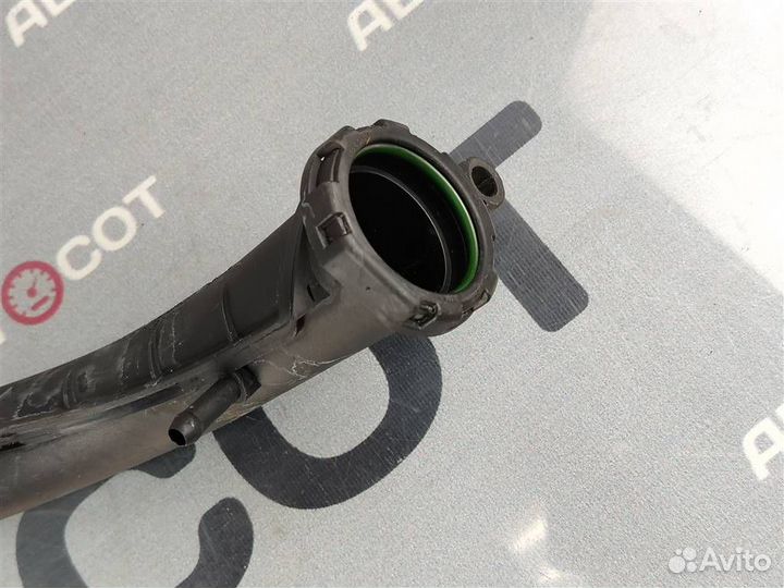 Воздуховод VW Scirocco 2008