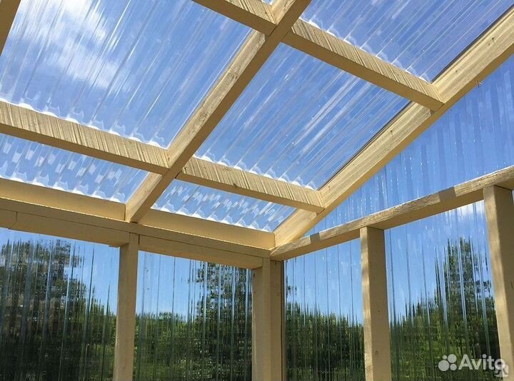 Монолитный профилированный поликарбонат