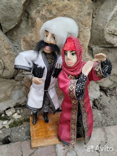 Кукла в национальном костюме