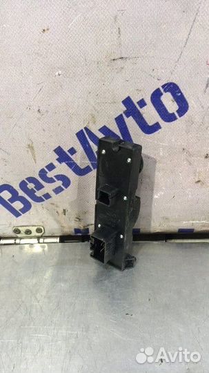 Блок стеклоподъемников Ford Focus 2 2011