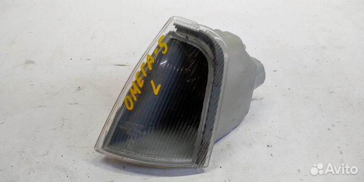 Указатель поворота левый белый Opel Omega A