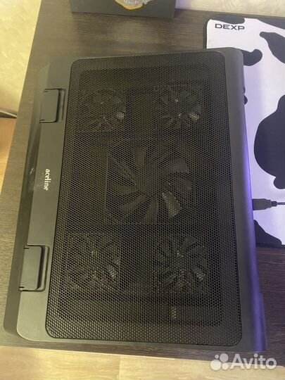 Подставка охлаждения для ноутбука