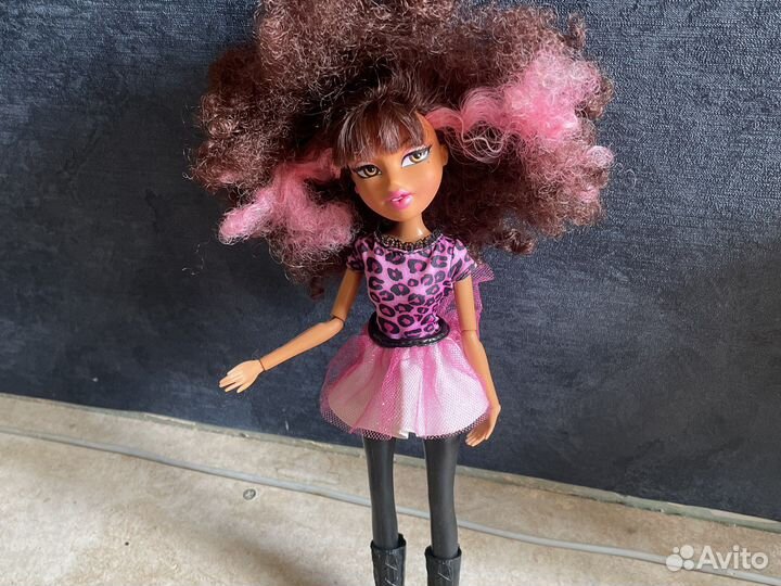 Кукла Bratz