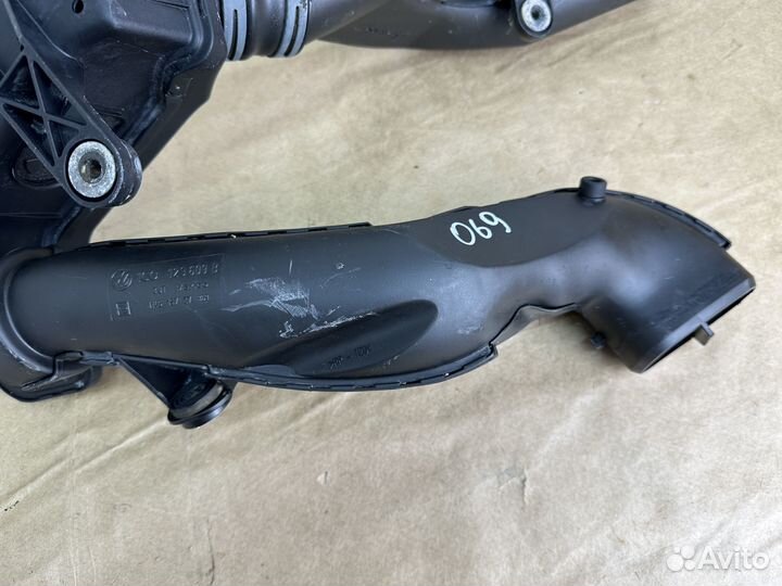 Патрубок воздухозаборника Volkswagen New Beetle A4