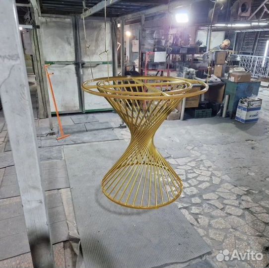 Подстолье металлическое для кафе