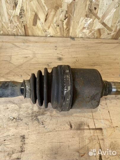 Полуось(привод) передний левый Volvo V50/S40