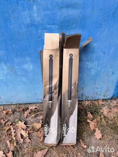 Задние амортизаторы nissan qashqai j10 2 шт