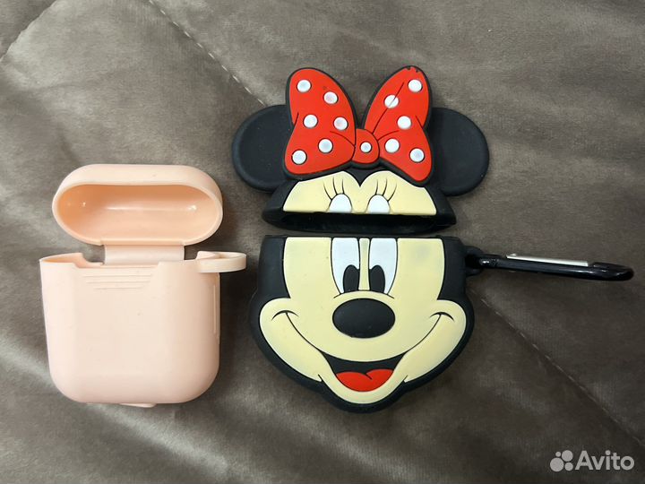 Чехол на наушники Airpods