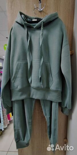 Спортивный костюм