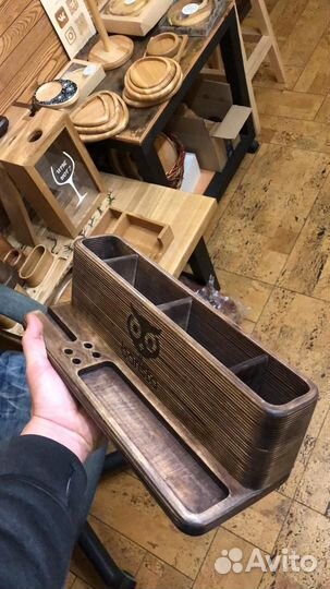 Органайзер из дерева для рабочего стола