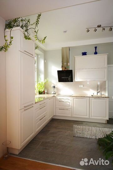 Белая кухня на заказ