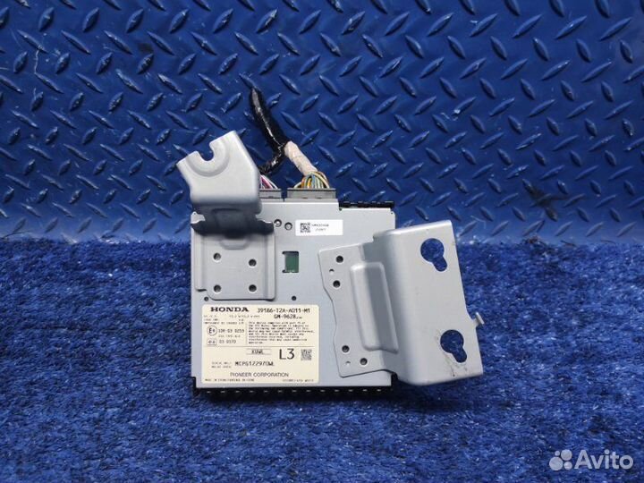 Усилитель звука Honda Accord 9