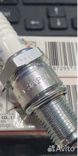 Свеча зажигания br9es