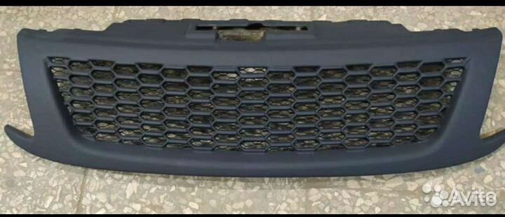 Решетка радиатора Лада Гранта