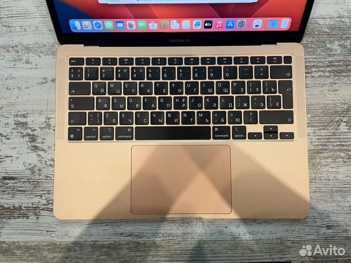 Apple MacBook air 13 2020 m1 8gb 256