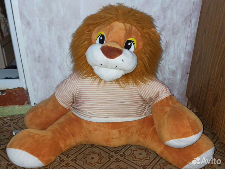 Большая мягкая игрушка Лев