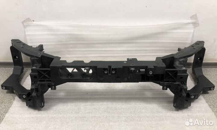 Передняя панель телевизор Geely Tugella 2020