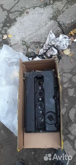 Продам клапанная крышка opel astra h,опель астра н