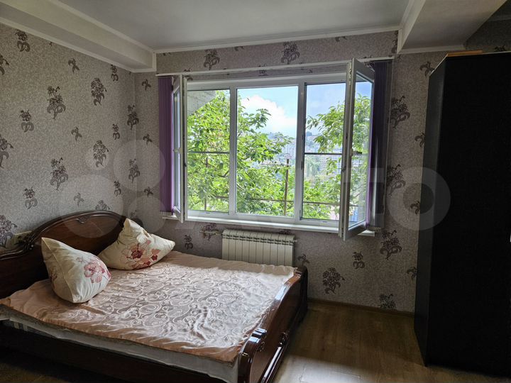 1-к. квартира, 40 м², 1/2 эт.