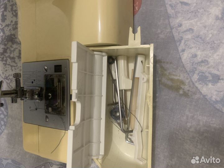 Швейная машина siruba HSM-2517