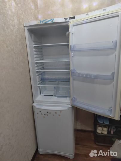 Холодильник