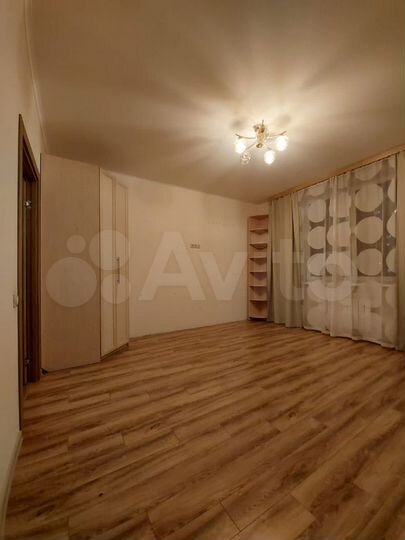2-к. квартира, 72 м², 6/17 эт.