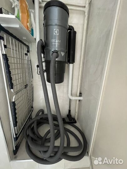 Встраиваемый пылесос Elektrolux