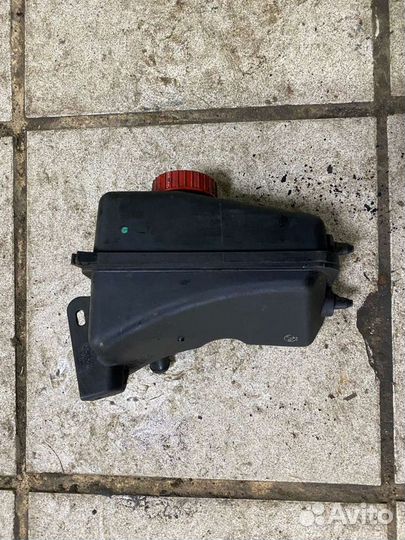 Бачок гидроусилителя peugeot 406 1.8