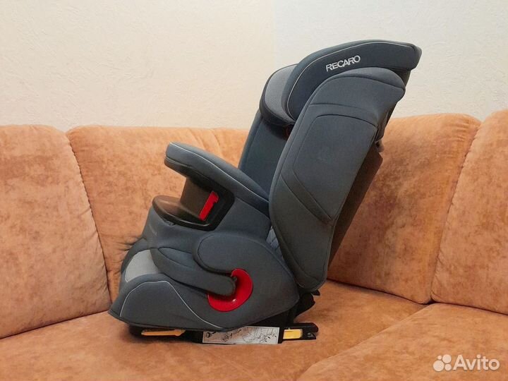 Автомобильное детское кресло от 9 до 36 кг