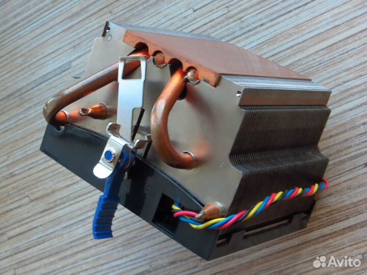 Боксовый кулер с базой Foxconn 2ZR71-406