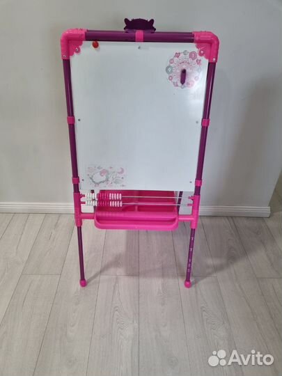 Доска мольберт меловая