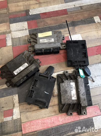 Блок управления двигателем рено лога