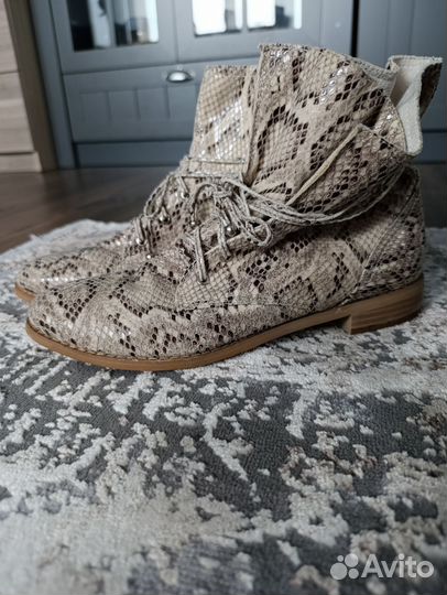 Ботинки женские зимние 38 размера