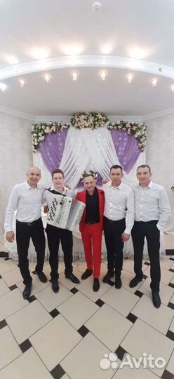 Ведущий, певец на тат. языке, проф.аппаратура