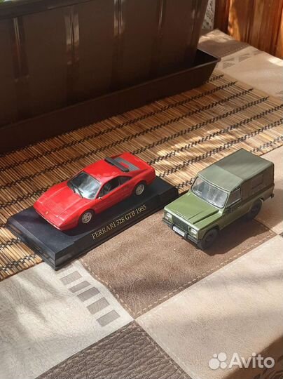 Модель автомобиля ferrari, УАЗ