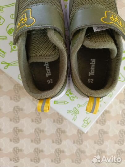 Кроссовки tombi 25 и 26 размер