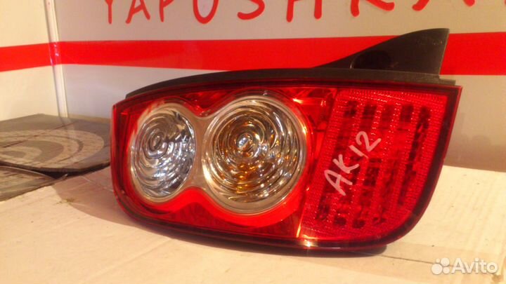 Стоп сигнал ниссан микра 2002-2006г правый/левый
