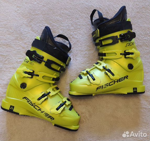 Горнолыжные ботинки Fischer RC4 70 размер 25,5