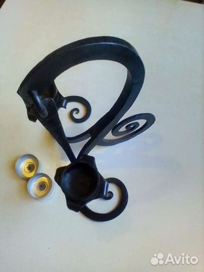 Кованый подсвечник ручной ковки. Авторская работа