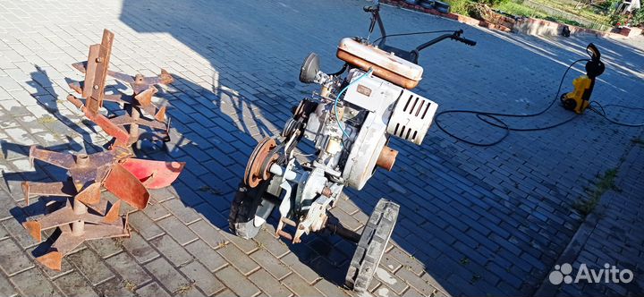 Мотоблок умб