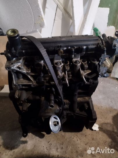 Двигатель на Рено megane 1.5 литра. К9К 724