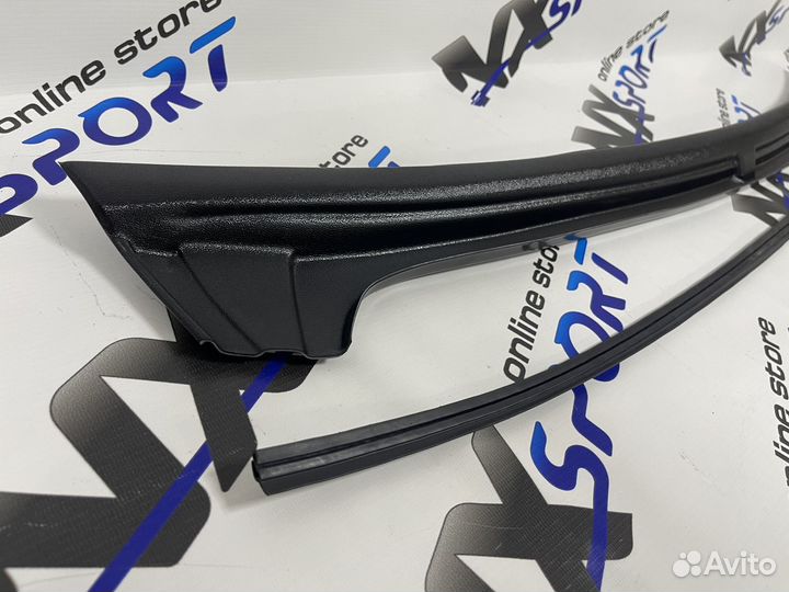 Накладка/жабо в проем заднего стекла Гранта седан
