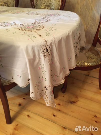 Скатерть на овальный стол