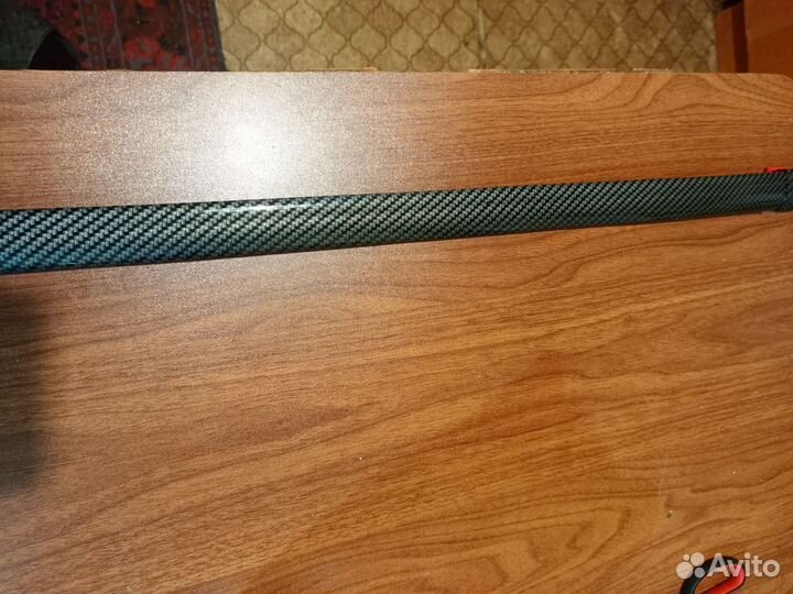 Лип спойлер универсальный