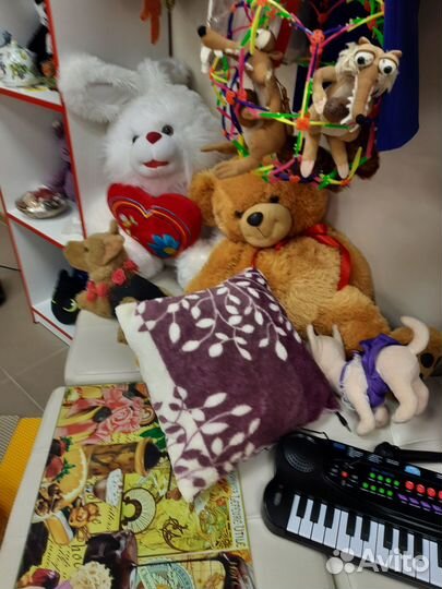 Продам подушки новые