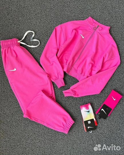 Спортивный костюм nike женский от 42- 48 размер